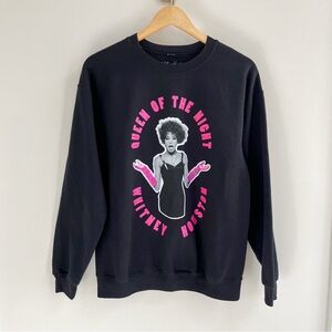 [whitney houston] queen of the night graphic crewneck sweatshirt black S